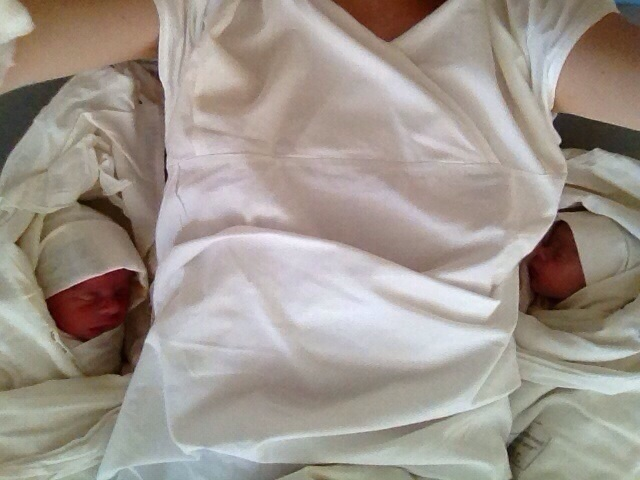 Первые деньки жизни, Матвея и Платона!!!