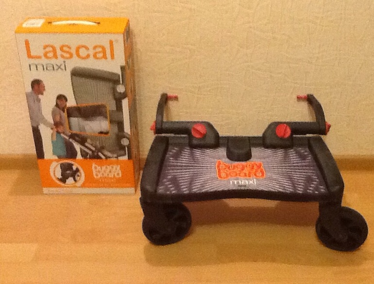 Подножка для второго ребенка.