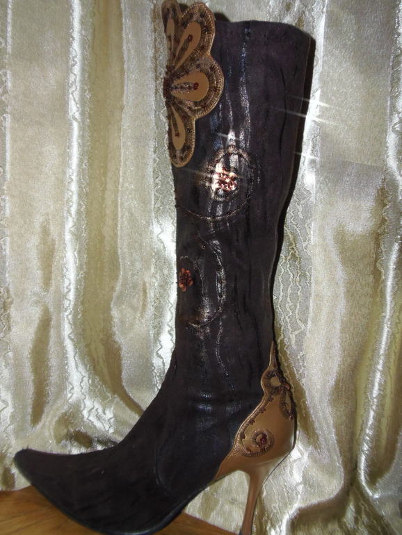 Стеганное пальто р.42 и сапожки р.37.