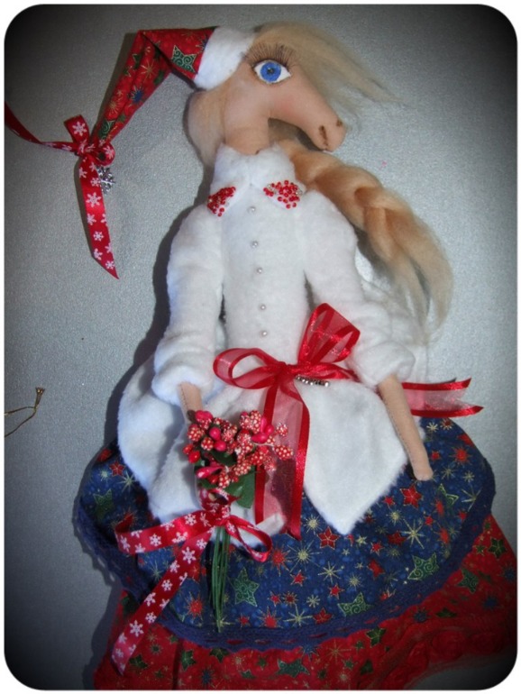 Лошадка Новогодняя