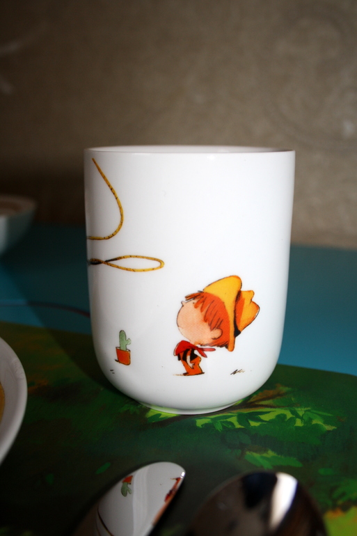 Djeco, Schleich, Larsen. Наши очередные приобретения.