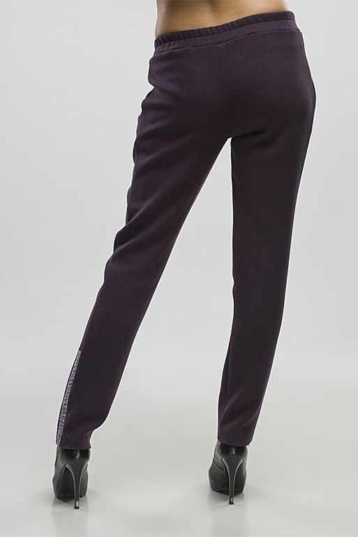 Можно ли носить такие брюки не со спортивной обувью?