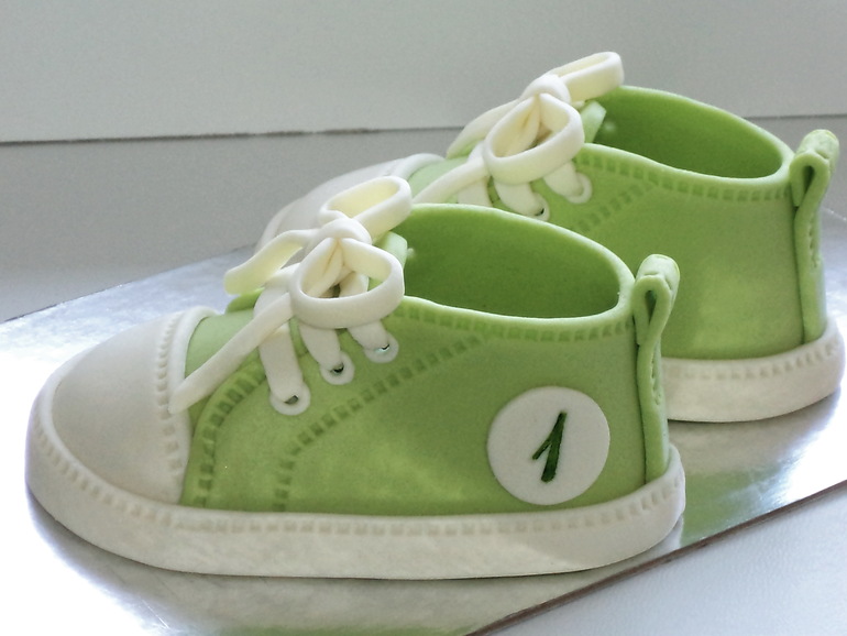 Кеды на тортик