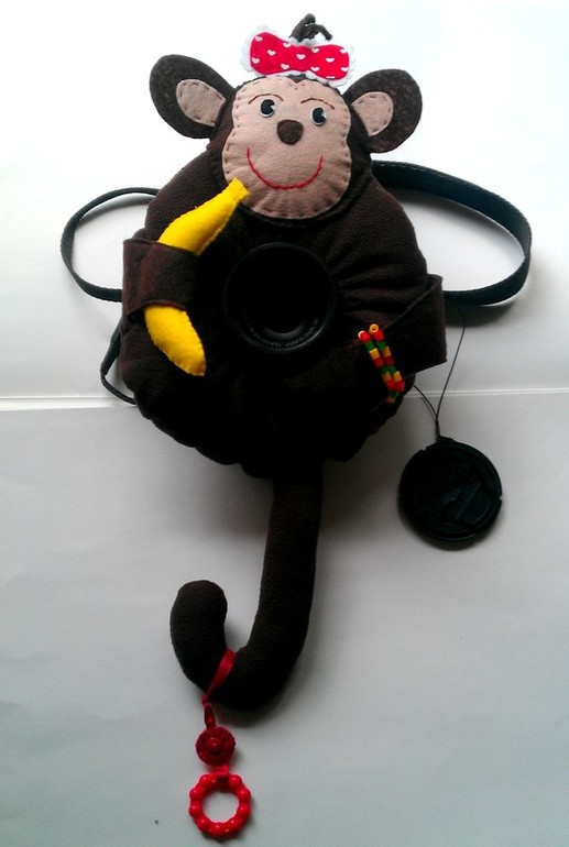 Чита - игрушка на объектив фотоаппарата