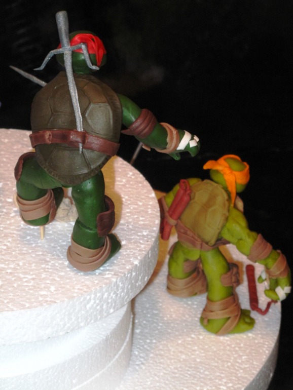 Черепашки Ниндзя. Битва с растением-пришельцем