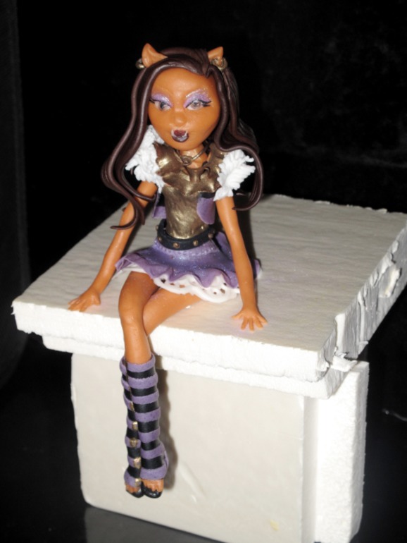 мини-монстра Клодин Вульф)