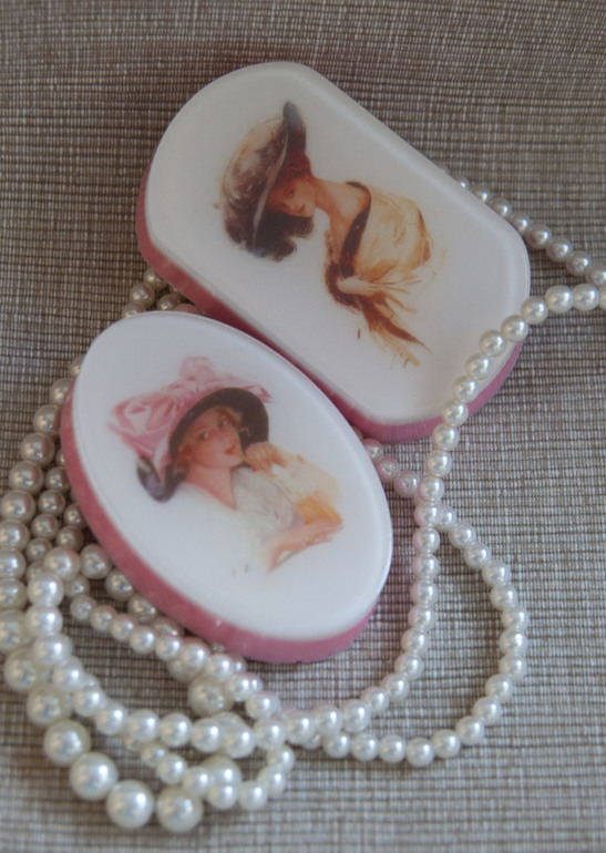 Разное, немножко :)