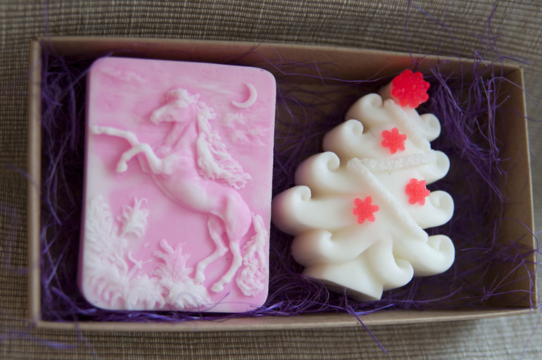 Разное, немножко :)