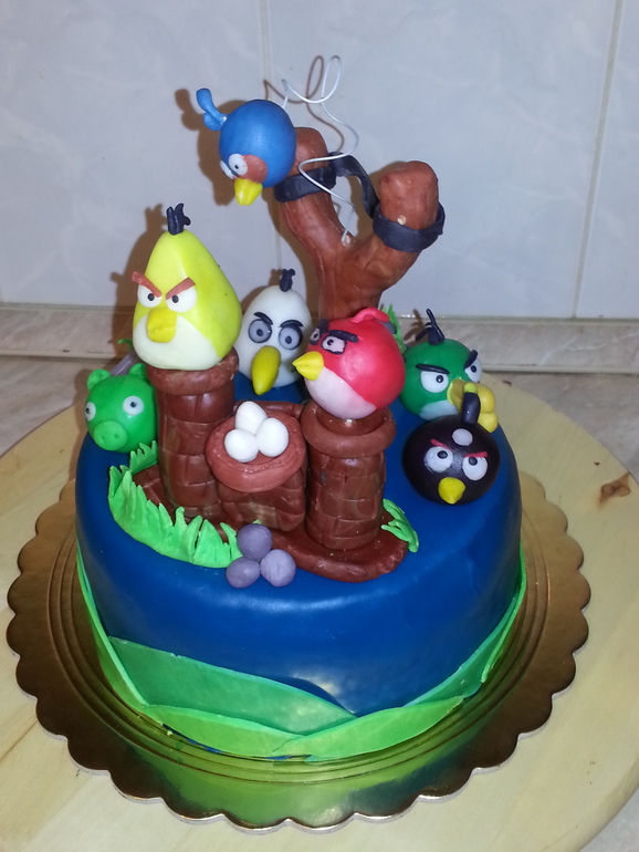 Вот и у меня в коллекции появились Angry birds)))