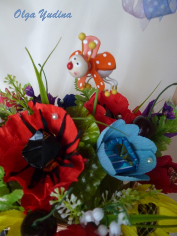 Летняя и корзинка и первый блин...точнее ананас