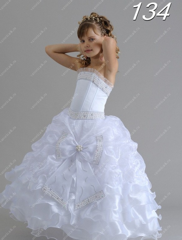 Распродажа платьев от 650 до 1500 руб