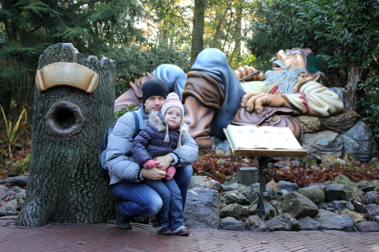 Nederland.  город Wageningen.  и парк Efteling