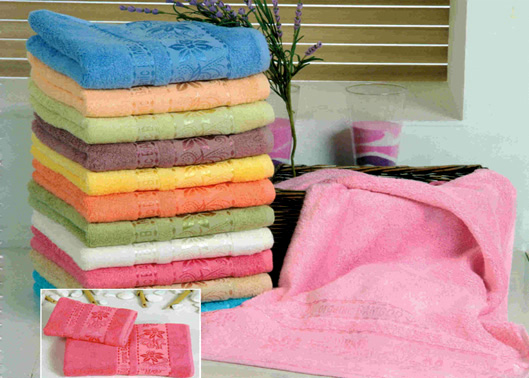 Огромный ассортимент текстиля начиная от шикарных трусиков из бамбука и заканчи