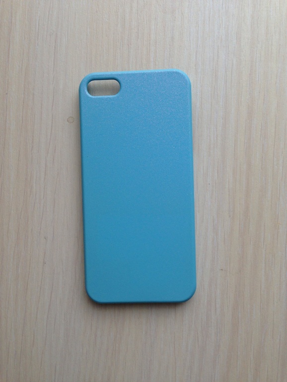 Чехлы-накладки для iPhone 4/5! Все в наличии!