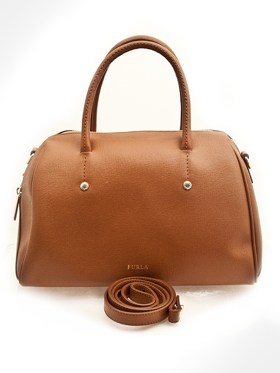 сумки Furla оригиналы в наличии в России и под заказ из Италии.