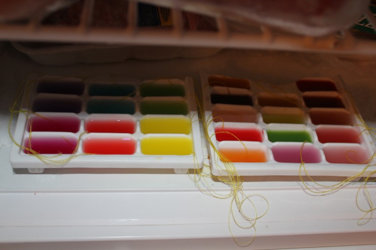 Ледяные украшения на ёлочку