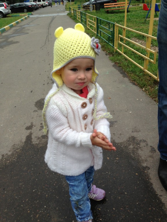 Давно навязала - плед и шапочки