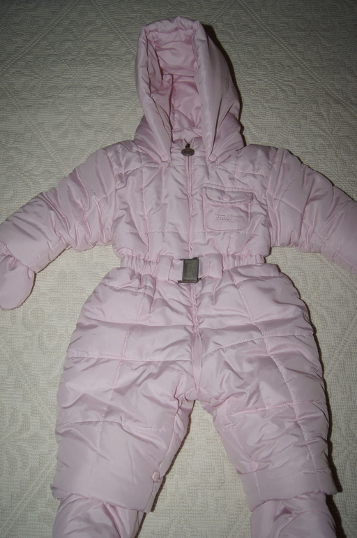 Комбинезон для девочки на 6-9 мес.