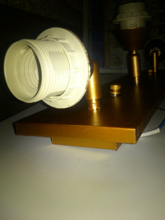 Светильник.