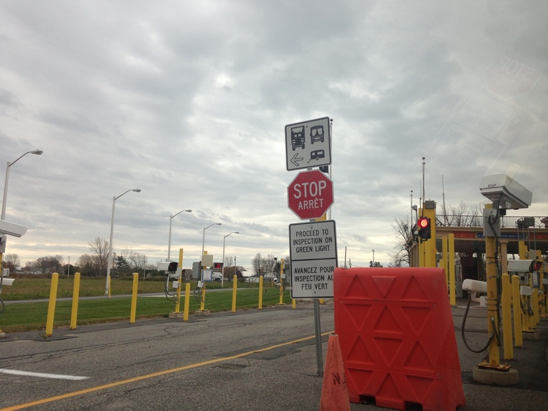 Montreal-Burlington. 22 октября 2013. Телефонофото.