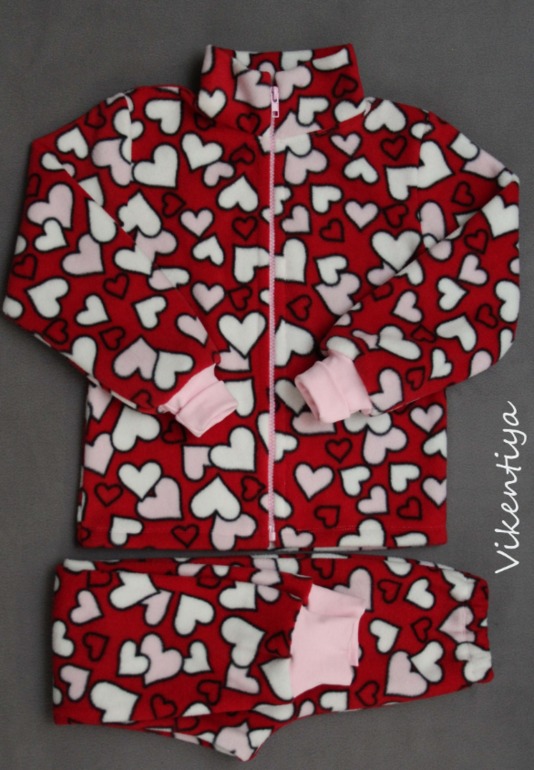 Красные сердечки