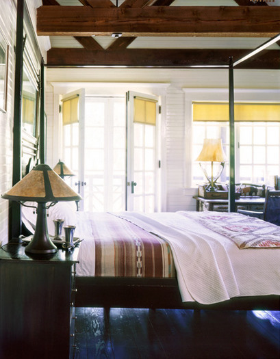 Подскажите стиль.