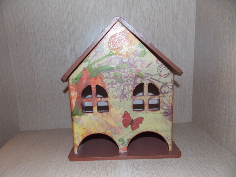 Короб и домик)))