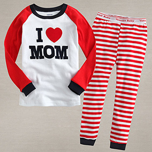 Пижамы для девочек ( более 15 моделей) в пути! цена 350-400 рублей.