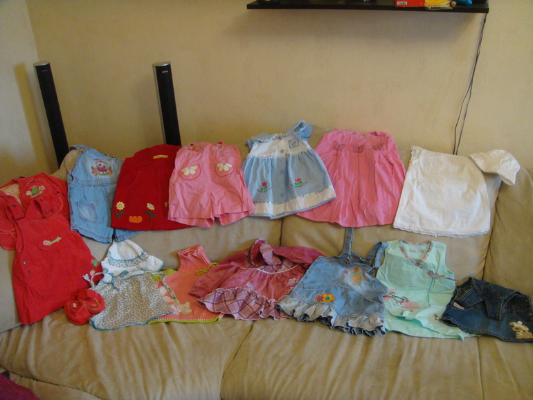 Платья, сарафаны, комбезики комплектом 1200 руб.