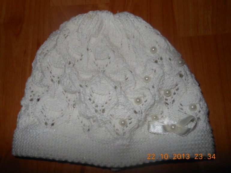 Шапочки б/у 700 руб, р- 46