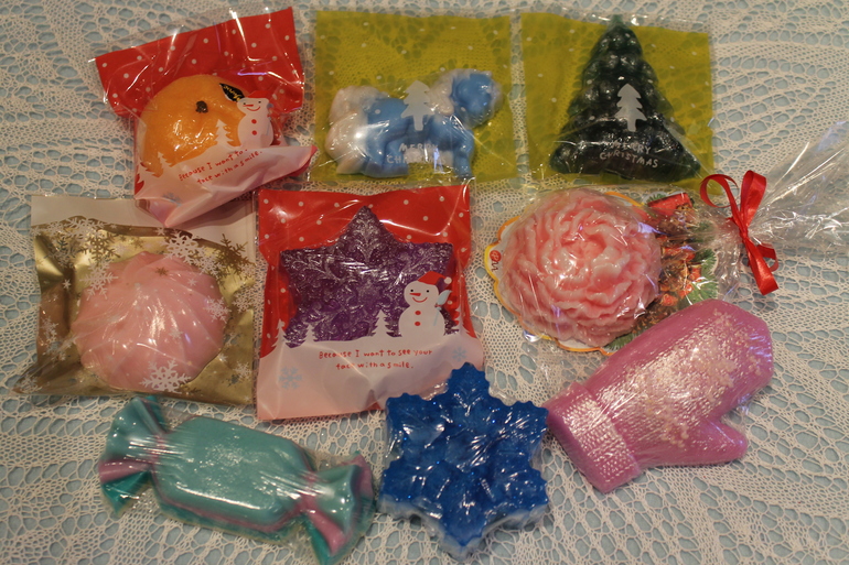 Решила я в этом году своих родных порадовать мыльными подарочками!!!