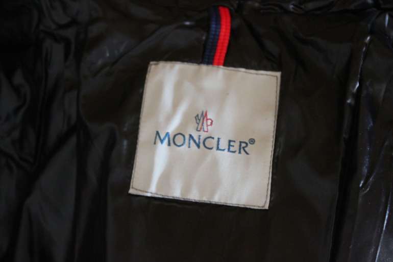 Фото посредника пуховик