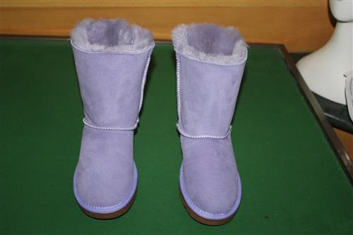 Хвасты. Фото посредника. Угги. Нежные девьчячьи цвета