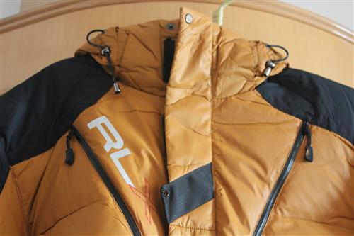 Фото посредника . Зимняя мужская куртка