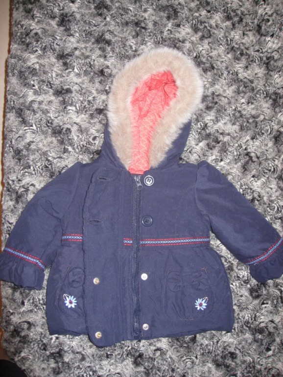 Верхняя одежду на девочку до года.