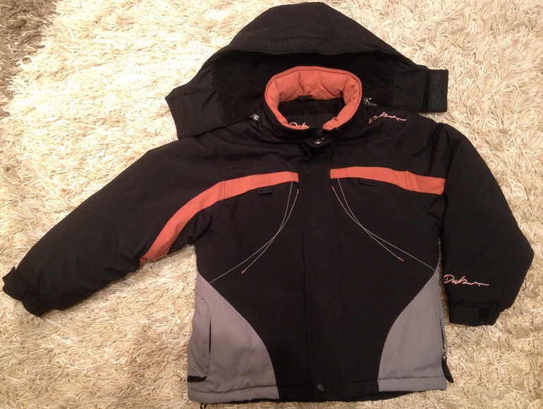 Курточки на мальчика рост 110-116, отправлю почтой