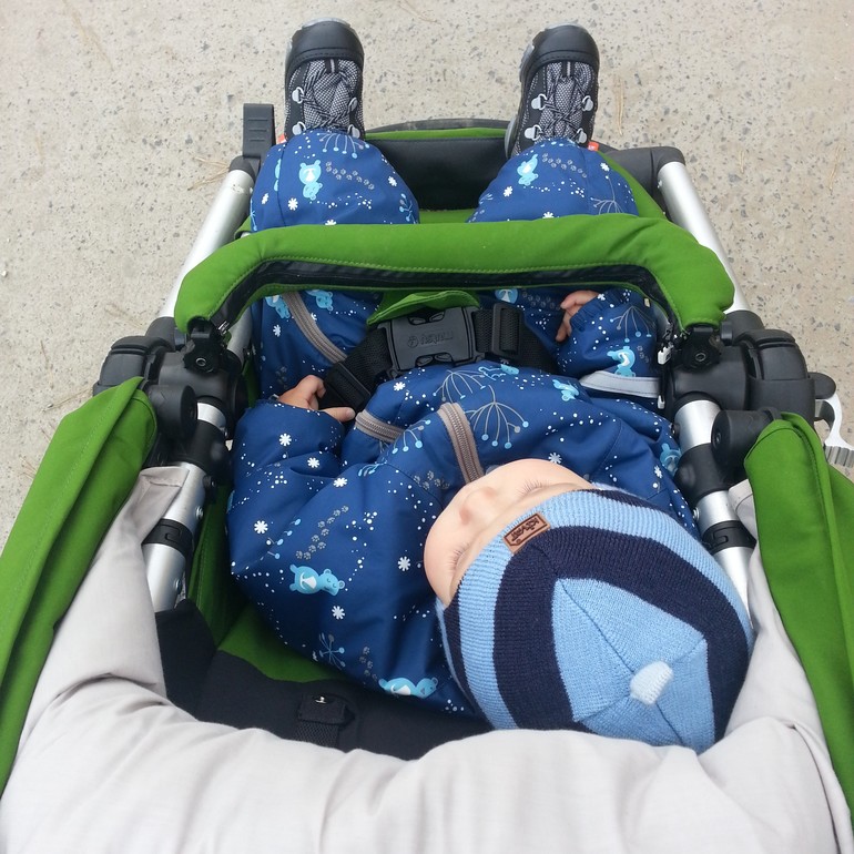 зимняя обувь для годовасика