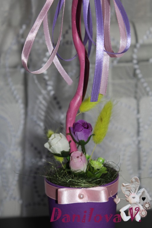 Фиолетовый