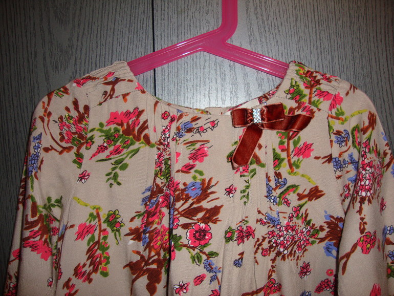 Одежда для девочки 3-5 лет Б/У. В хорошем состоянии.