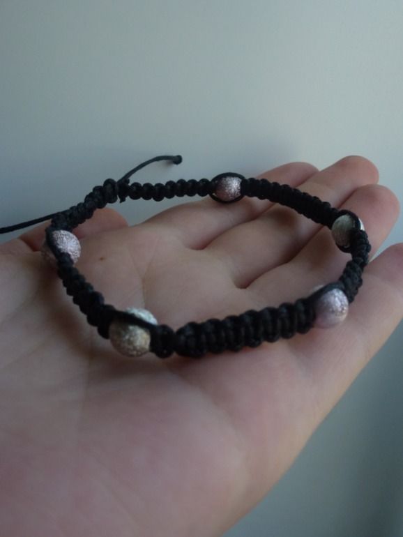 мои первые браслетики "шамбала"