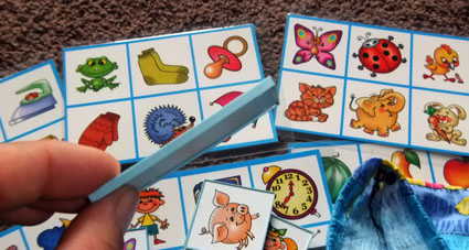 Первые игры малыша