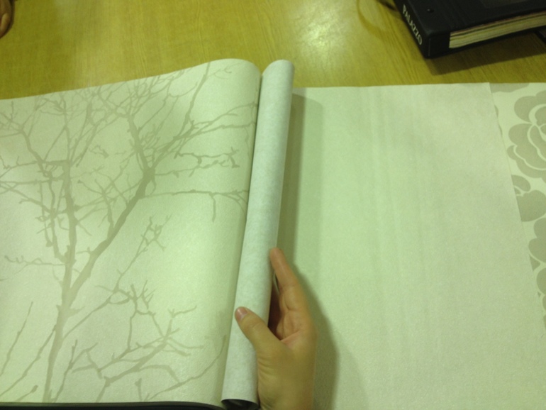 Одна комната и много воросов??? Про обои)))))