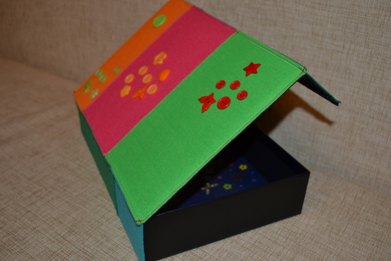 Коробочка для чего-нибудь полезного))))