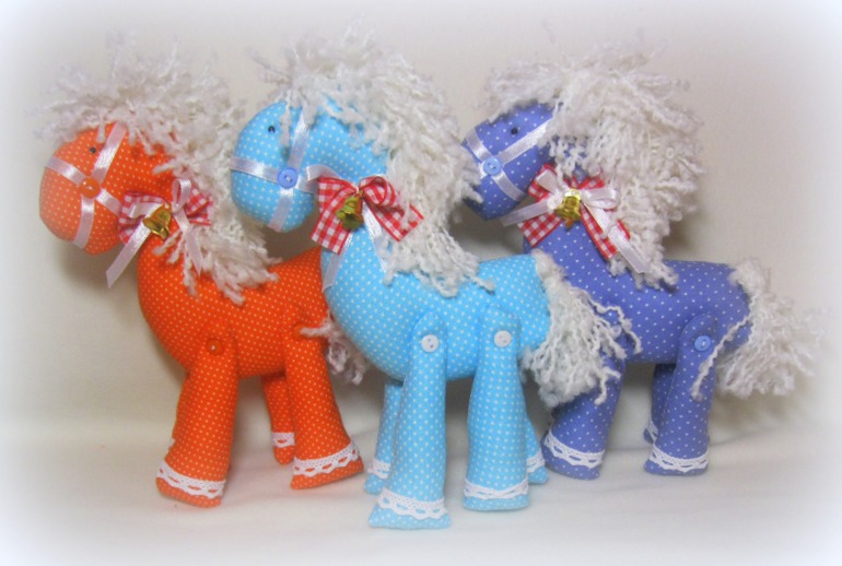 Лошадки для Надежды...