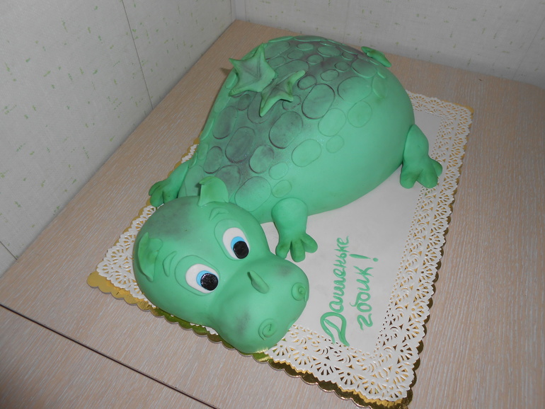 Внучке Дашеньке годик.