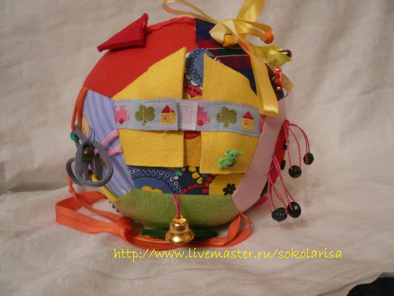 Мячик с игровыми гранями