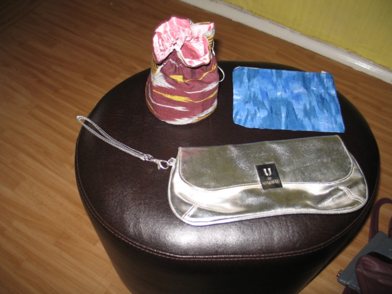 косметички, косметика, лаки, ср-ва для ухода за волосами