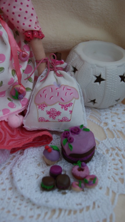 Xранительница сладостей :)