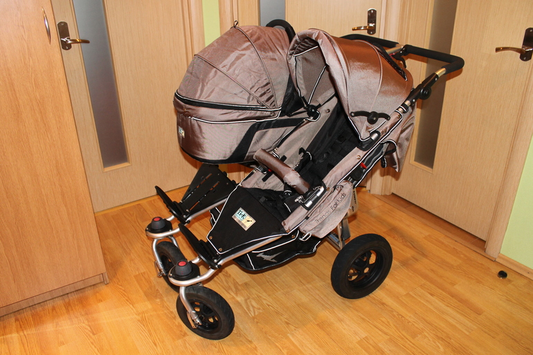 Коляска для двойни ( 2 в 1) TFK Twinner Twist Duo