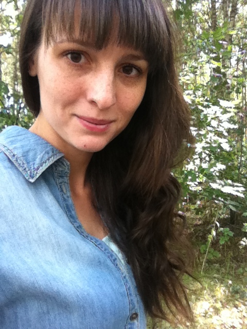 хау мэни еарс олд?))